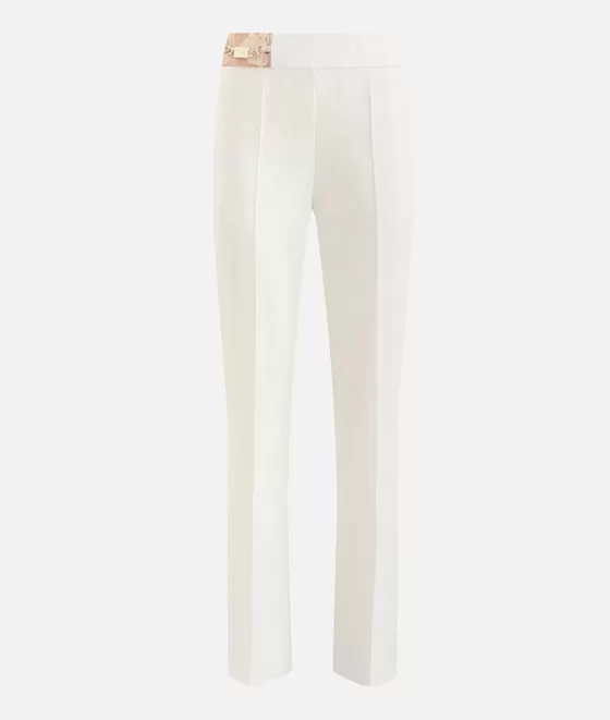 Donna Alviero Martini 1a Classe Pantalone A Trombetta Con Gioiello In Cady Latte